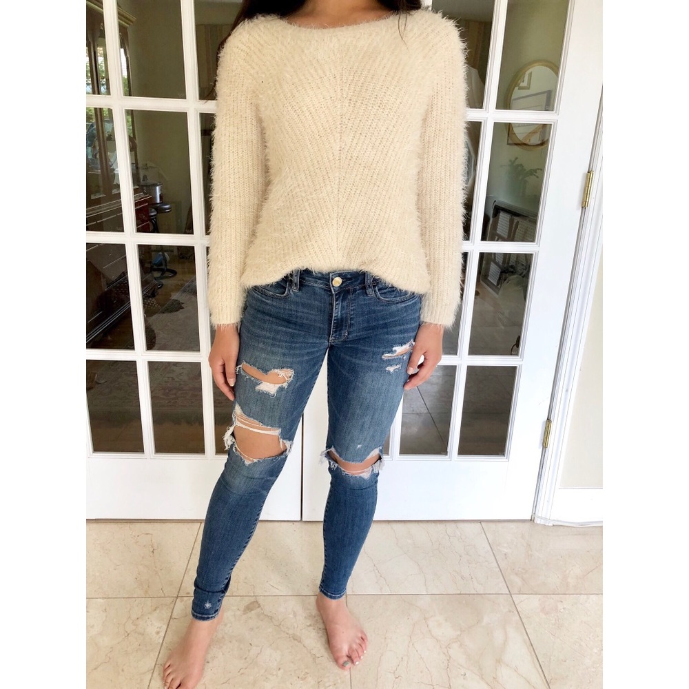 Fuzzy soft cream H&M sweater size small